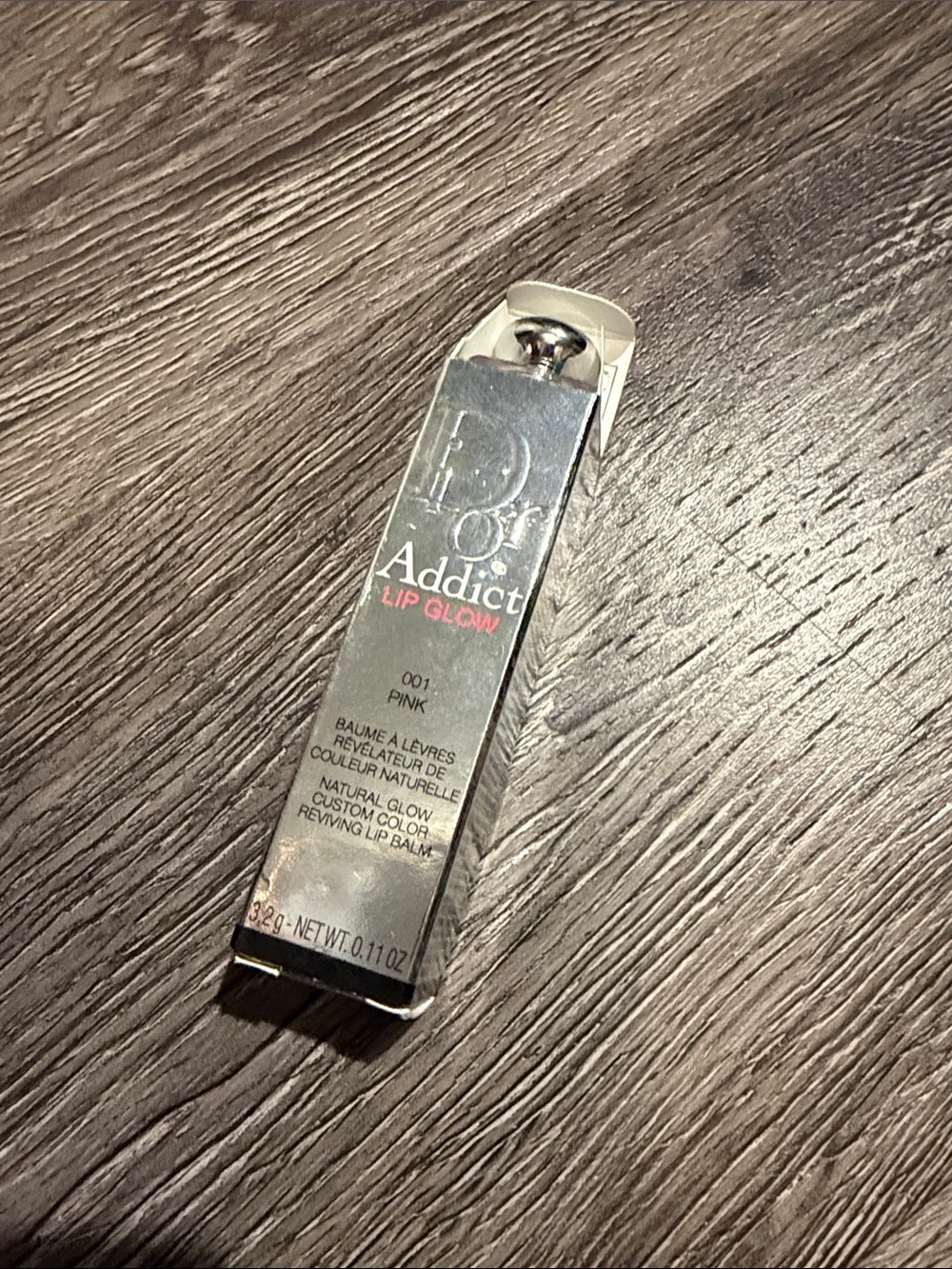 Dior Hydrating Lip Balm Stick — Soft Pink Glow 001 - Picture 7 of 9